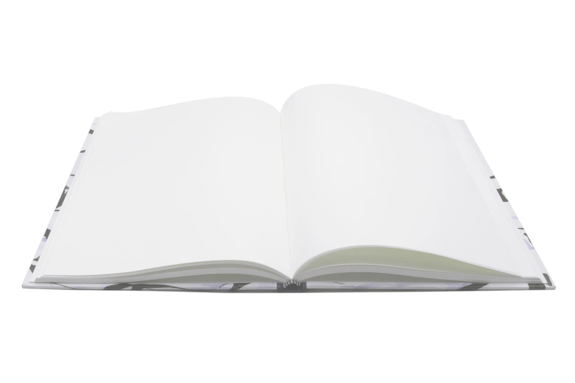 Hardcover-Notizbuch mit kalligrafischem Motiv auf Einband, stabile Fadenheftung und Fixiergummi, in einer mittelgroßen Ausführung mit blanko Papier