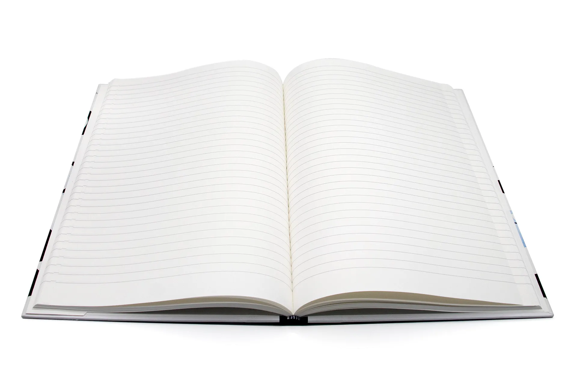 Hardcover-Notizbuch mit kalligrafischem Motiv auf Einband, stabile Fadenheftung und Fixiergummi, in einer großen Ausführung mit liniertem Papier